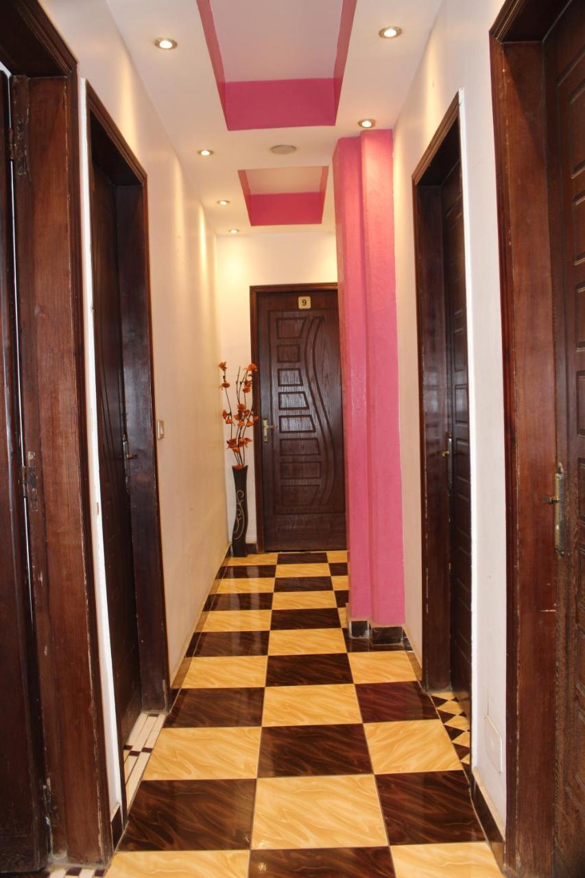 Hostel Family Palace *