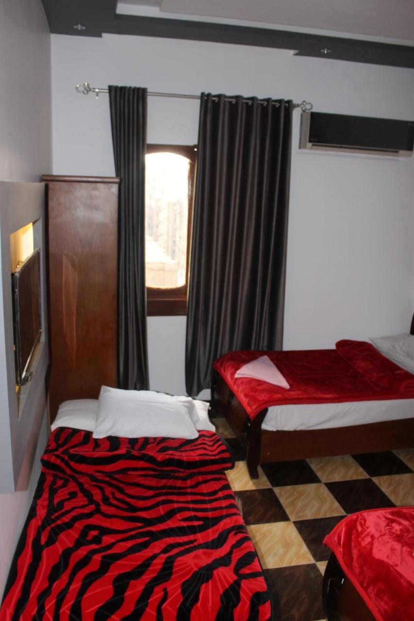 Hostel Family Palace